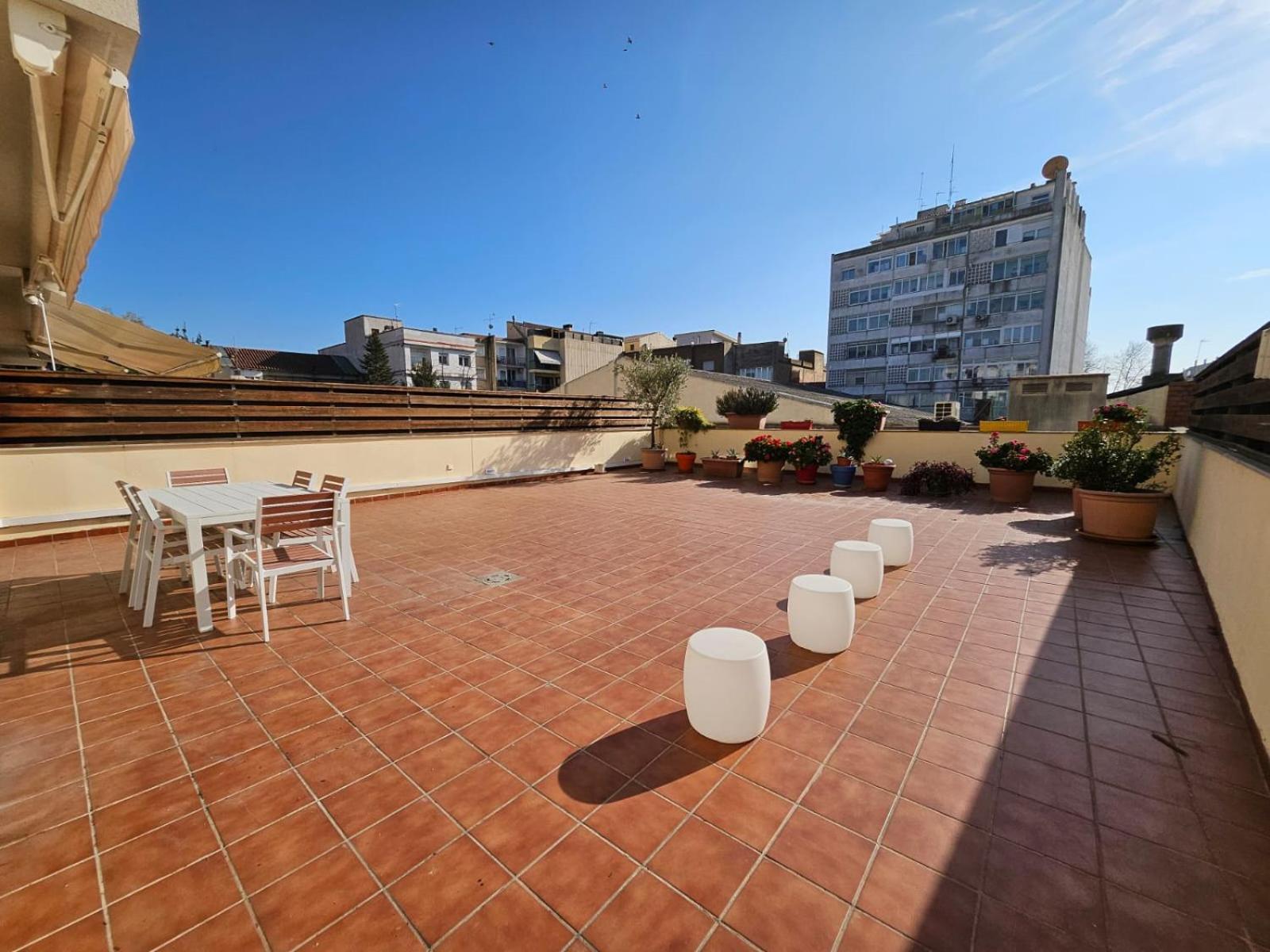 Apartamento Vilallonga Figueres  Kültér fotó