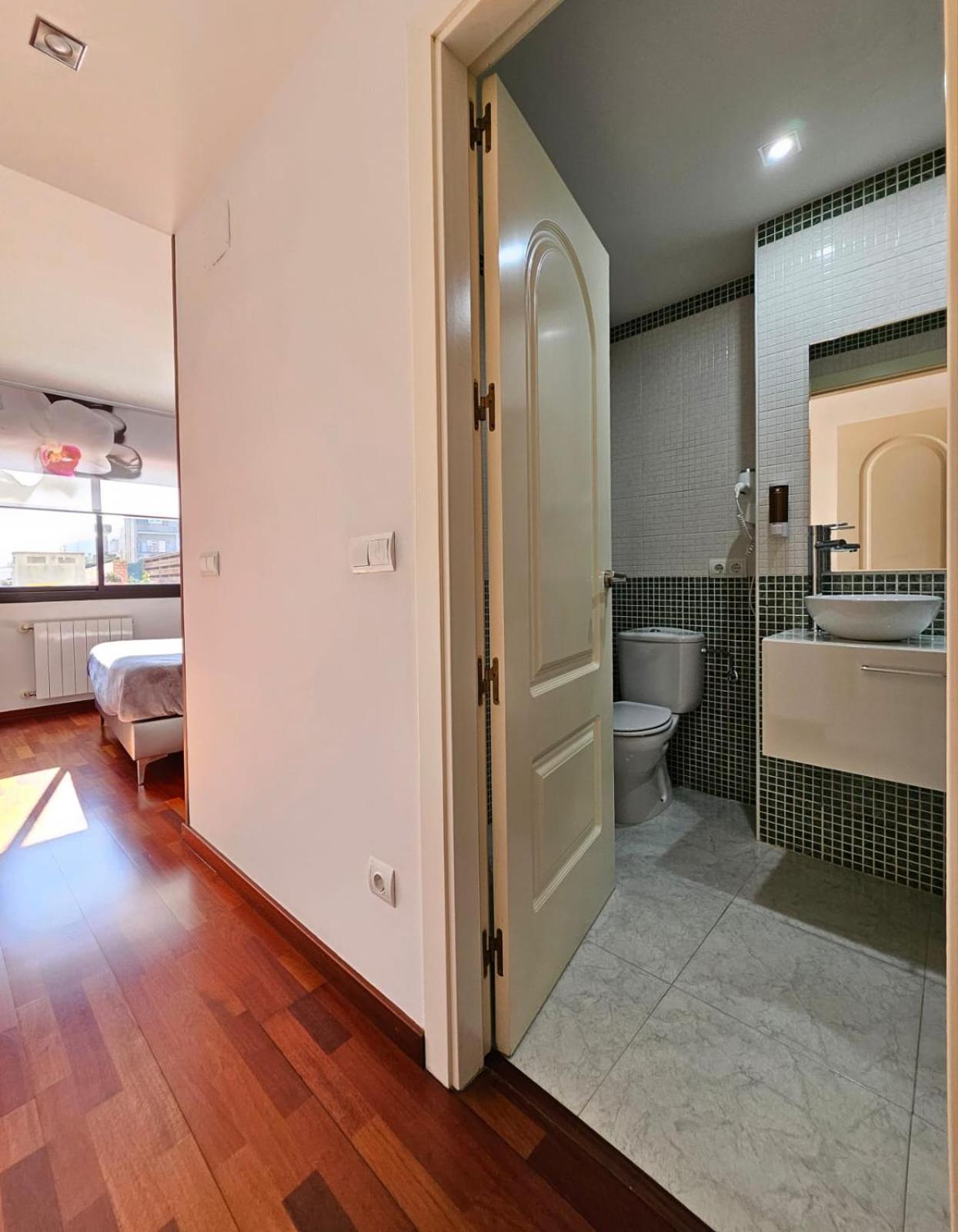 Apartamento Vilallonga Figueres  Kültér fotó