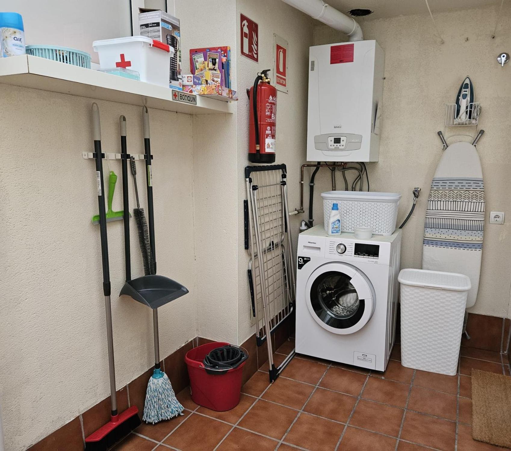 Apartamento Vilallonga Figueres  Kültér fotó