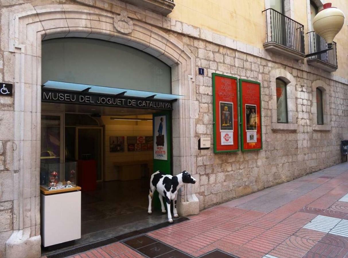 Apartamento Vilallonga Figueres  Kültér fotó