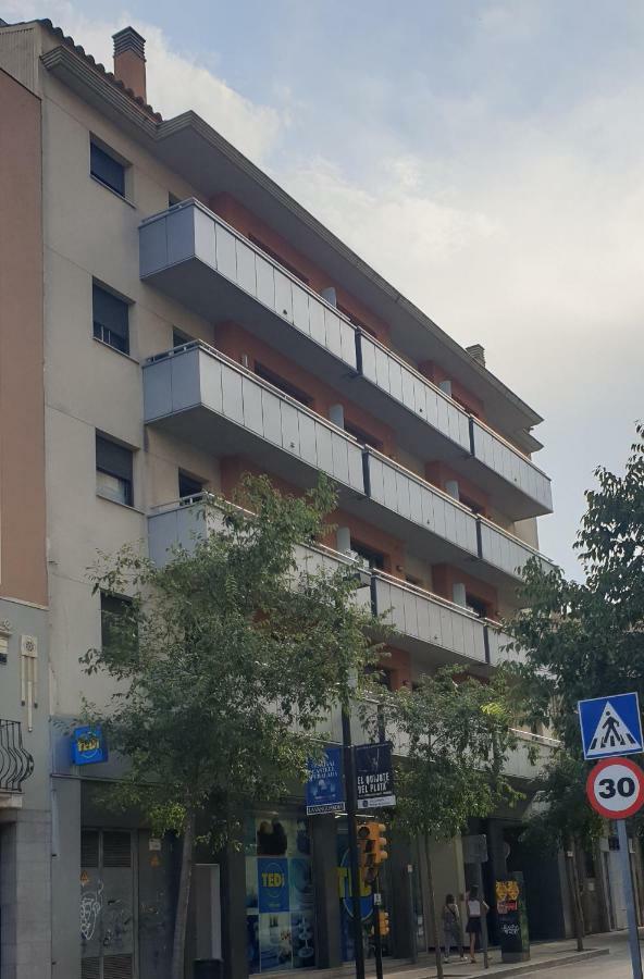 Apartamento Vilallonga Figueres  Kültér fotó