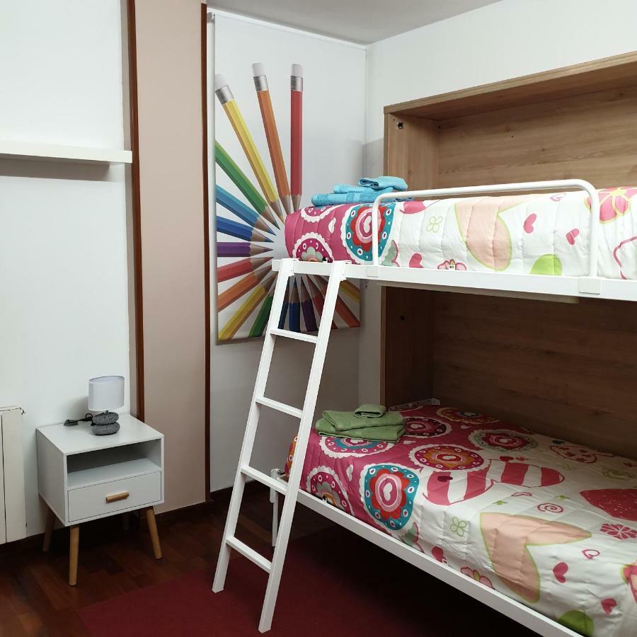 Apartamento Vilallonga Figueres  Kültér fotó